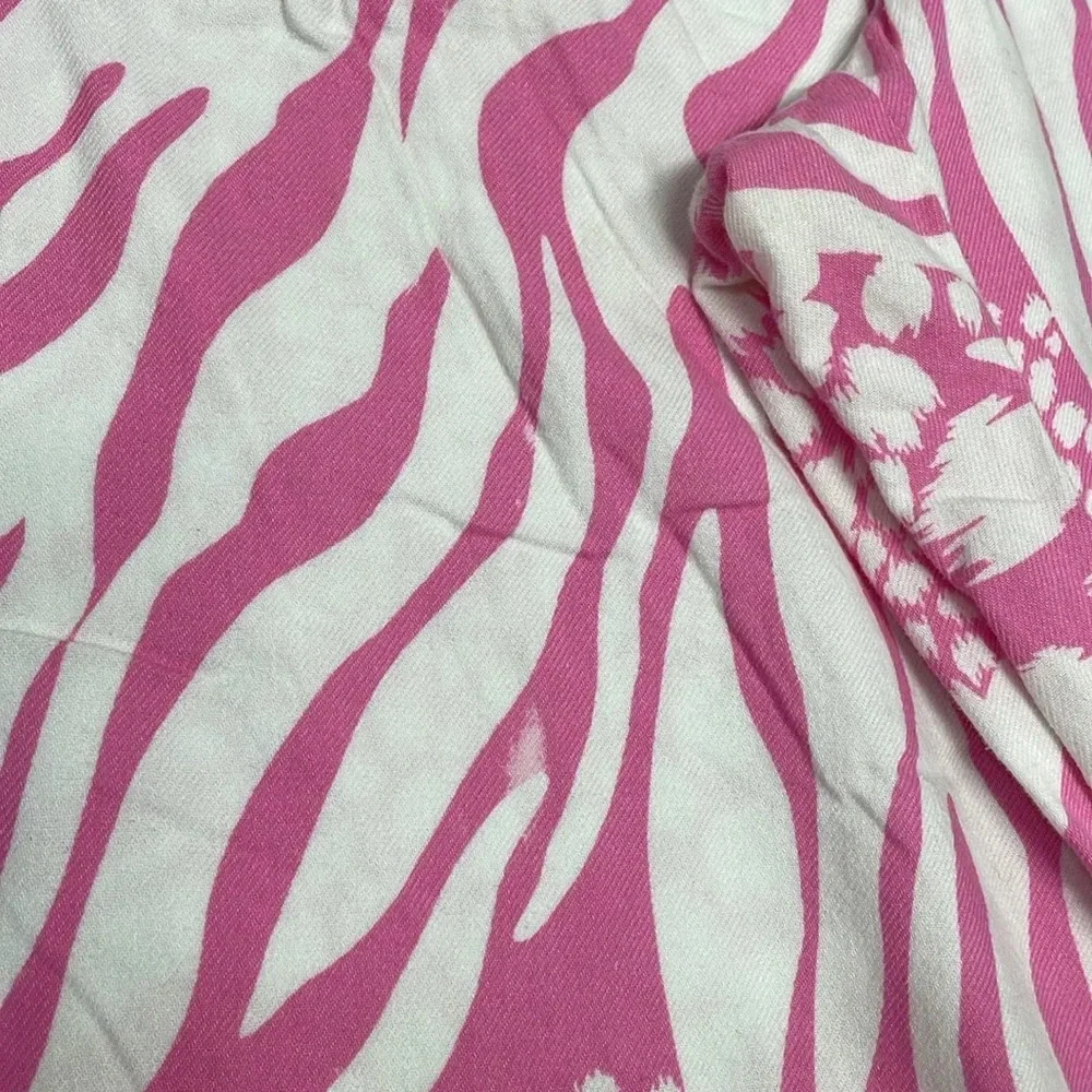 Victoria’s Secret Flannel Pajama Pants Pink White Leopard S